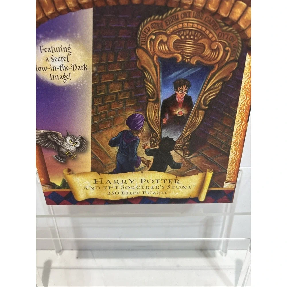 NEW Harry Potter and the Sorcerer's Stone 250 Piece Puzzle Glow-In-The-Dark